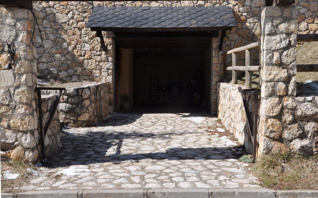 La Coma I La Pedra Port Del Comte A Pie De Pistas 빌라 외부 사진